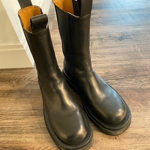Bottega Venetia tire boots